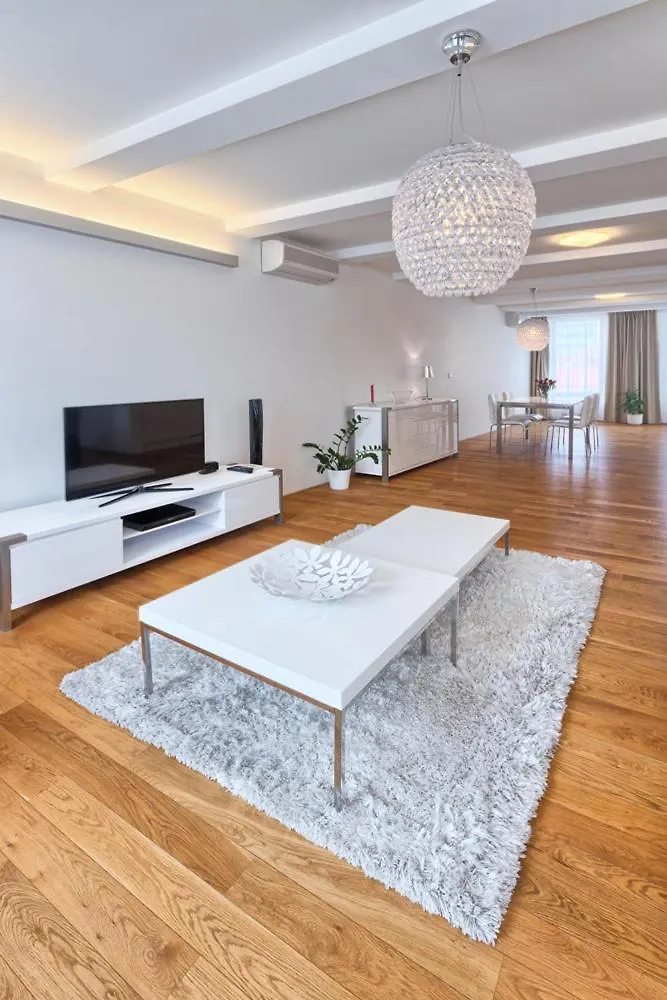 Wishlist Prague Residences - Karlin Apartment
