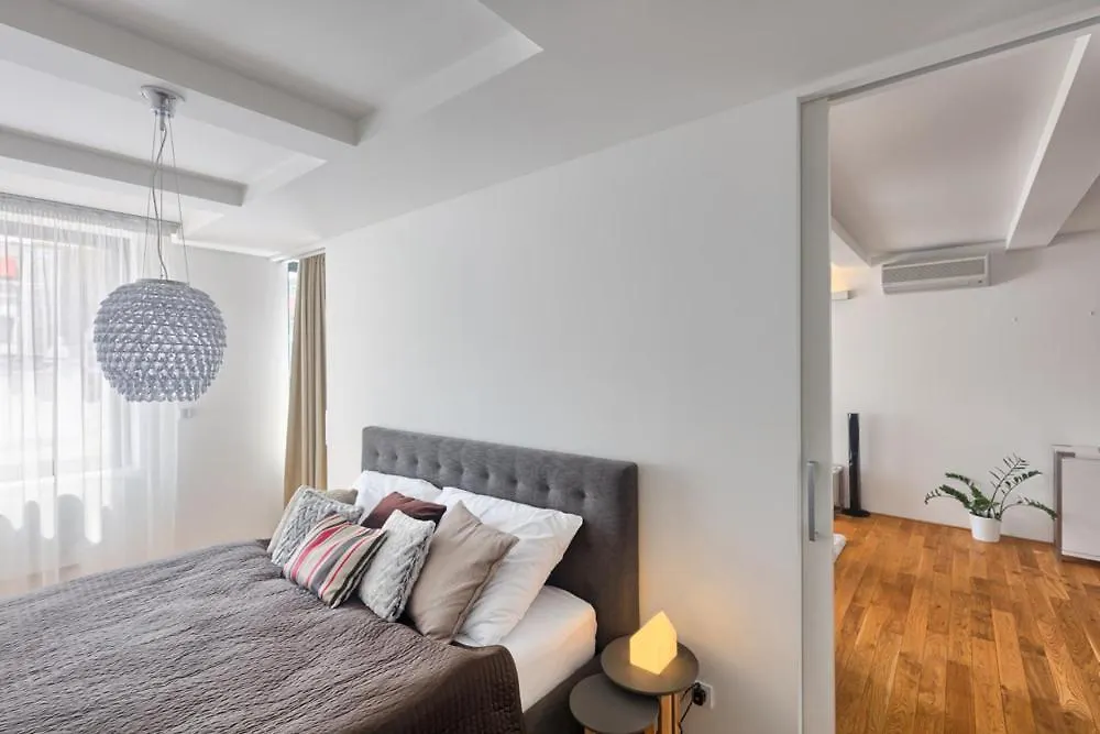 Wishlist Prague Residences - Karlin Apartment